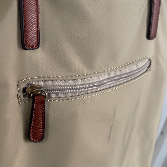 Michael Kors Tote Bag - Picture 6 of 9